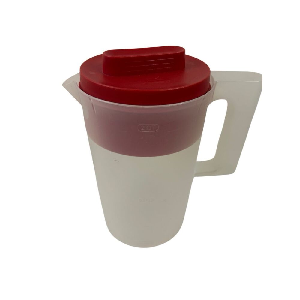 Rubbermaid simply Pour red Plastic pitcher 2qt‎ pitcher 1.9L